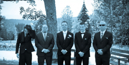 Kapela Chilliguns pořád něco hází z okna