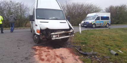 Aktuálně: Střet dvou vozidel u Milína si vyžádal zranění