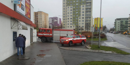 Požár grilu uzavřel prodejnu na Drkolnově
