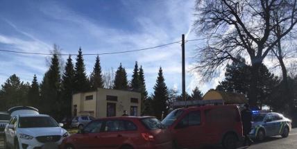 V Balbínově ulici došlo ke střetu tří osobních vozidel
