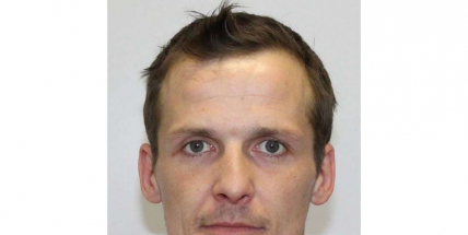 Policie hledá muže, který utekl z nemocnice. Může mu jít o život