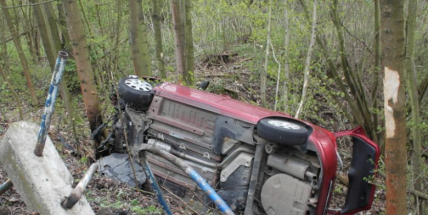 V dubnu se bouralo více než vloni