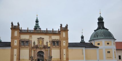 Pozvánka na cyklus přednášek PhDr. Věry Smolové Cesty do minulosti Svaté Hory