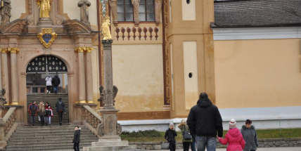 Novoroční výšlap na Svatou Horu vylákal desítky návštěvníků