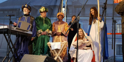 Fotogalerie: Tříkrálový průvod prošel Příbramí, přidaly se stovky lidí