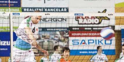 Příbram doma neuhrála ani set, Karlovarsko bylo ve všem lepší