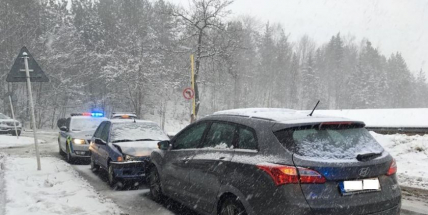 Dopravní nehoda v Prokopské ulici zaměstnává dopravní policisty