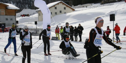 Jan Tománek jako jediný handicapovaný závodník na sledgi třicetikilometrové La Pachifica dosáhl cíl