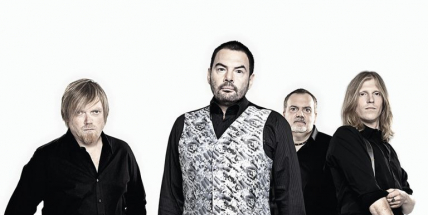 Dorazí na koncert skupiny Alphaville i Karel Gott?