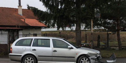 Nedání přednosti v jízdě a následná kolize u železničního přejezdu