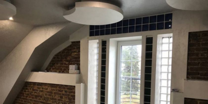 U města Příbrami se stále čile buduje