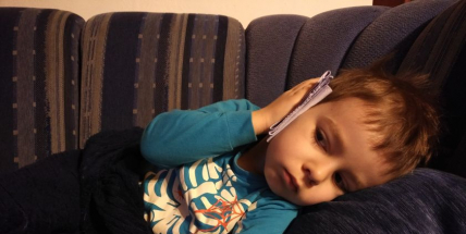 Lékaři nejsou, zánět středního ucha si nechte na pondělí