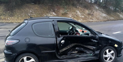 Přednost příčinou ranní nehody dvou vozidel