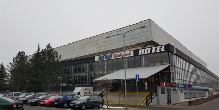 Zastupitelé budou dnes projednávat také návrh na podání výpovědi z nájmu společnosti Bekr nábytek