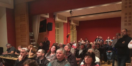 Diskuze o obchvatu zaplnila jednací sál