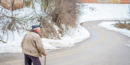 Ohrožená osoba v bezpečí s tlačítkem SOS