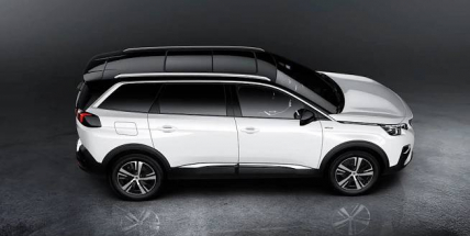 Příbramským autem roku se stal Peugeot 5008