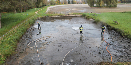 Čištění nádrže, příprava techniky na zimní provoz a neukázněný řidič