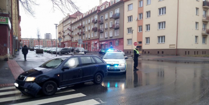 Nedání přednosti v jízdě je pravděpodobnou příčinou střetu v křižovatce