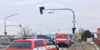Právě teď: Po střetu dvou vozidel se tvoří kolony v Husově ulici