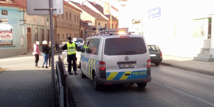 Právě teď: Opatrně na Rožmitálské, došlo ke srážce dvou osobních vozidel